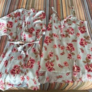 Je T’adore 1X Satin-feel Slip Nightgown and Robe set. Pink rose floral. NWT